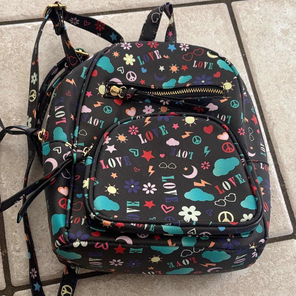 Colorful Patterned Women's Backpack - Picture 3 of 6